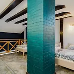 Red House - Kamienica Blisko Morza 3* Gdynia