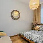 Red House - Kamienica Blisko Morza Affittacamere