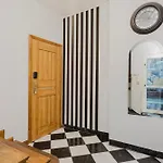 Affittacamere Red House - Kamienica Blisko Morza Gdynia