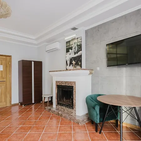 Affittacamere Red House - Kamienica Blisko Morza Gdynia