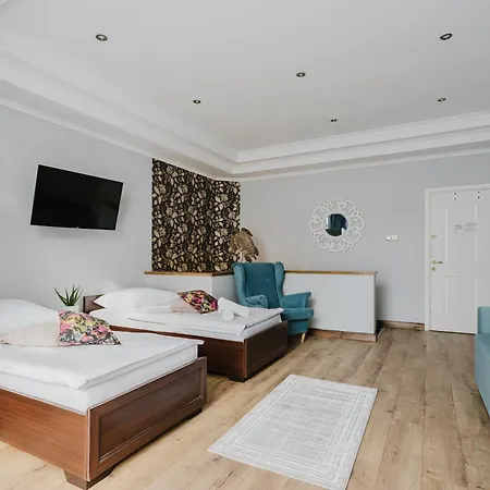 Red House - Kamienica Blisko Morza Guest house
