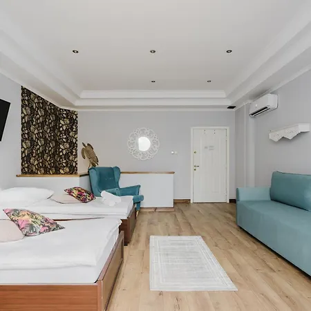 Guest house Red House - Kamienica Blisko Morza Gdynia