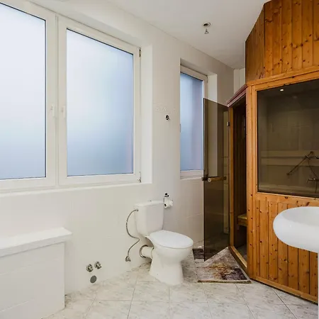 Affittacamere Red House - Kamienica Blisko Morza