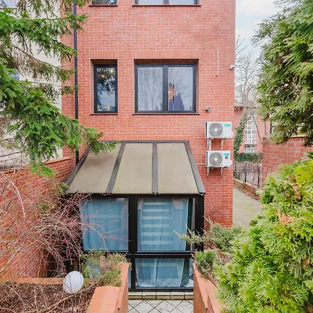 Red House - Kamienica Blisko Morza Affittacamere 3*