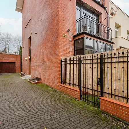 Affittacamere Red House - Kamienica Blisko Morza