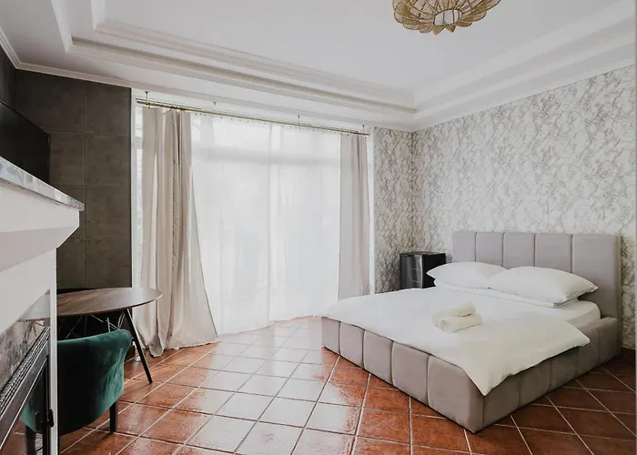 Red House - Kamienica Blisko Morza 3* Gdynia