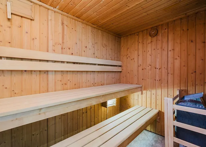 Red House - Kamienica Blisko Morza Gdynia