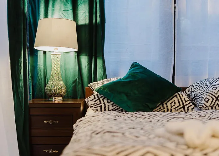 Konukevi Red House - Kamienica Blisko Morza 3*