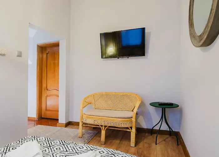 Red House - Kamienica Blisko Morza 3* Gdynia