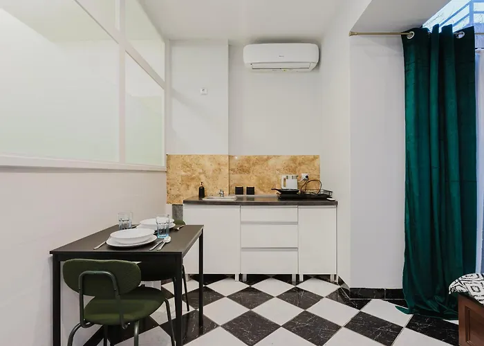 Red House - Kamienica Blisko Morza