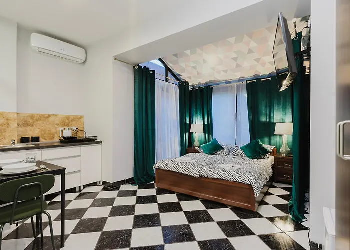 Konukevi Red House - Kamienica Blisko Morza