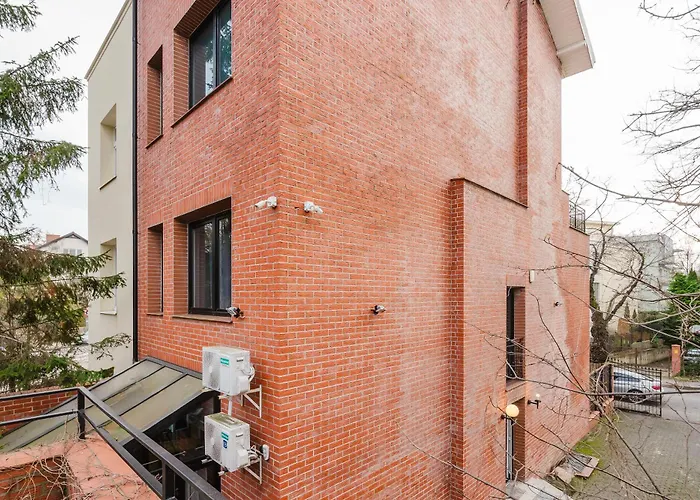 Red House - Kamienica Blisko Morza Affittacamere 3*