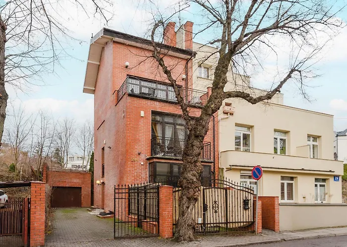 Affittacamere Red House - Kamienica Blisko Morza 3*