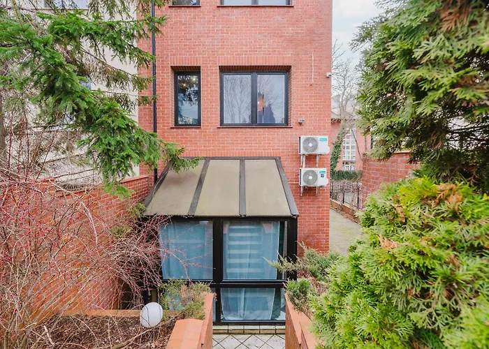 Red House - Kamienica Blisko Morza Affittacamere 3*