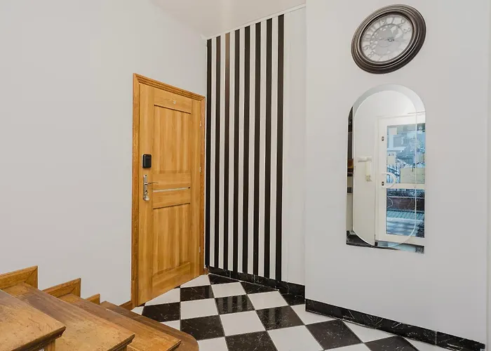 Affittacamere Red House - Kamienica Blisko Morza Gdynia